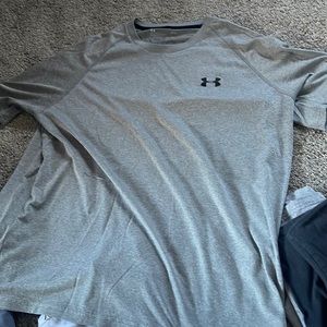 Under Armour tee